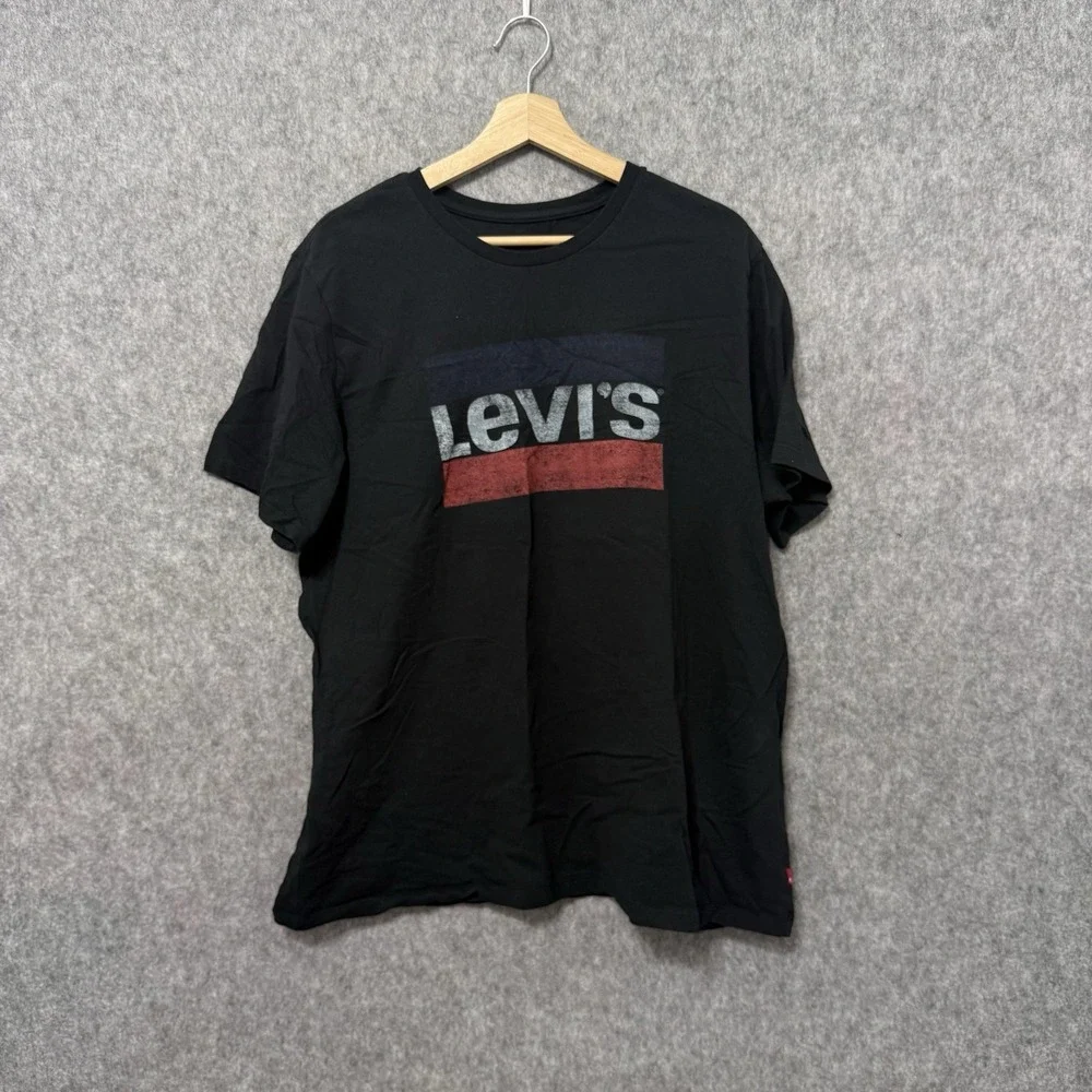 Levi's Logo T-Shirt Black Red Blue Graphic‎ Men's Size XL Casual Streetwear